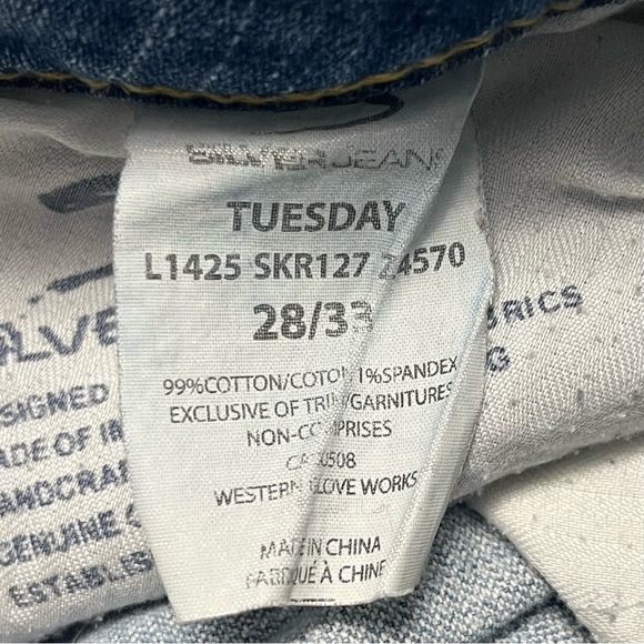 SILVER Tuesday denim jeans with distressed patches women’s size 28 - Picture 9 of 14
